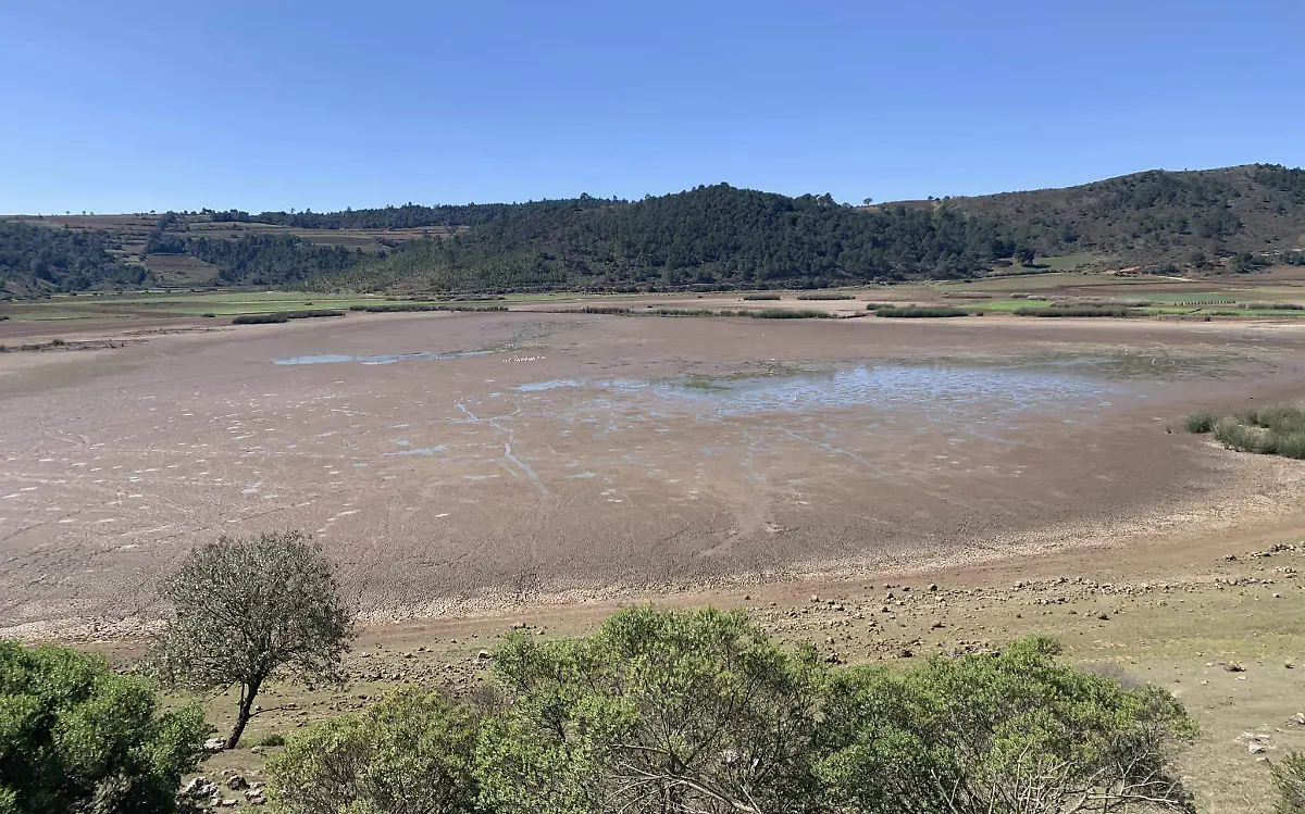 LAGUNA DE AJOLOTLA 01 Edwing Tellez